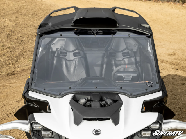 How to Install a Scratch Resistant Full Windshield on the Can Am Maverick R