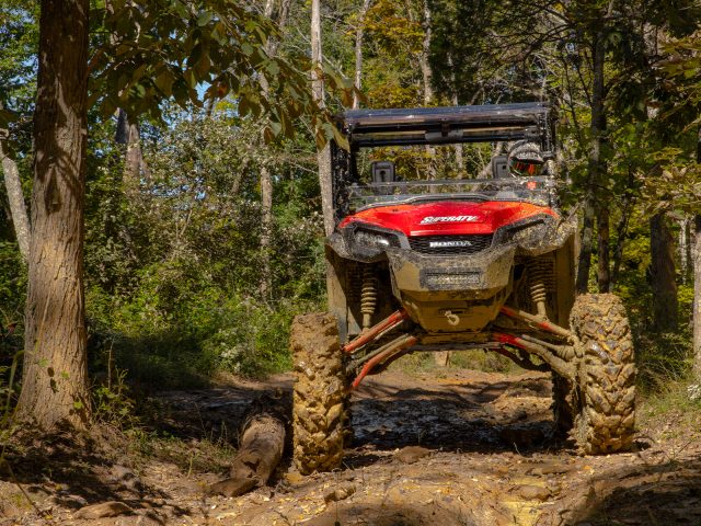 How to Install a 6″ Lift Kit on a Honda Pioneer 1000