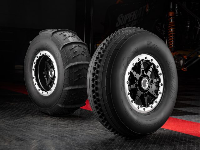 The Ultimate UTV Paddle and Sand Tire Guide